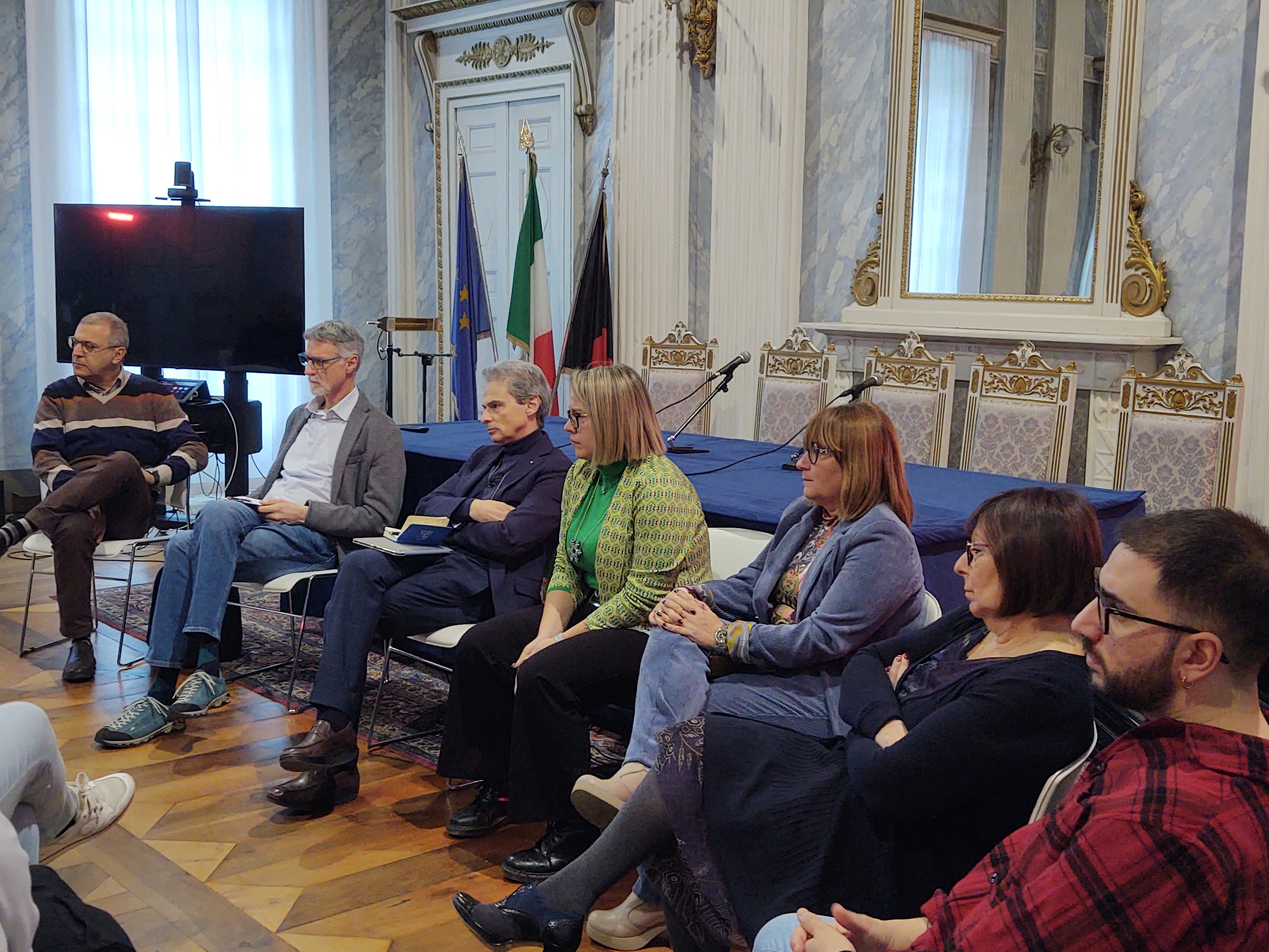 Incontro della Giunta con i commercianti di via Torino e via Sant’Anselmo